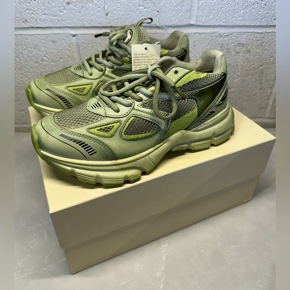 NWT Axel Arigato Marathon Runner Sneakers